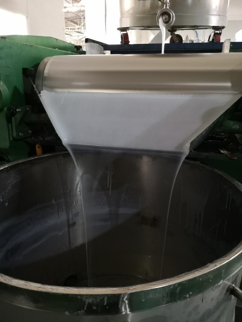 影響模具硅膠粘性因素有哪些？